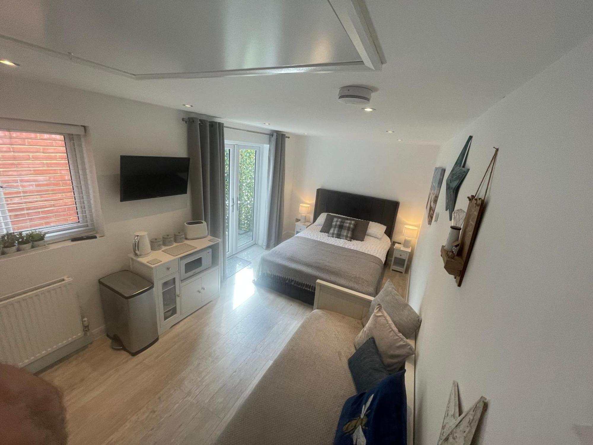 Modern Stylish Studio Flat Near Leigh On Sea. Hadleigh  Extérieur photo